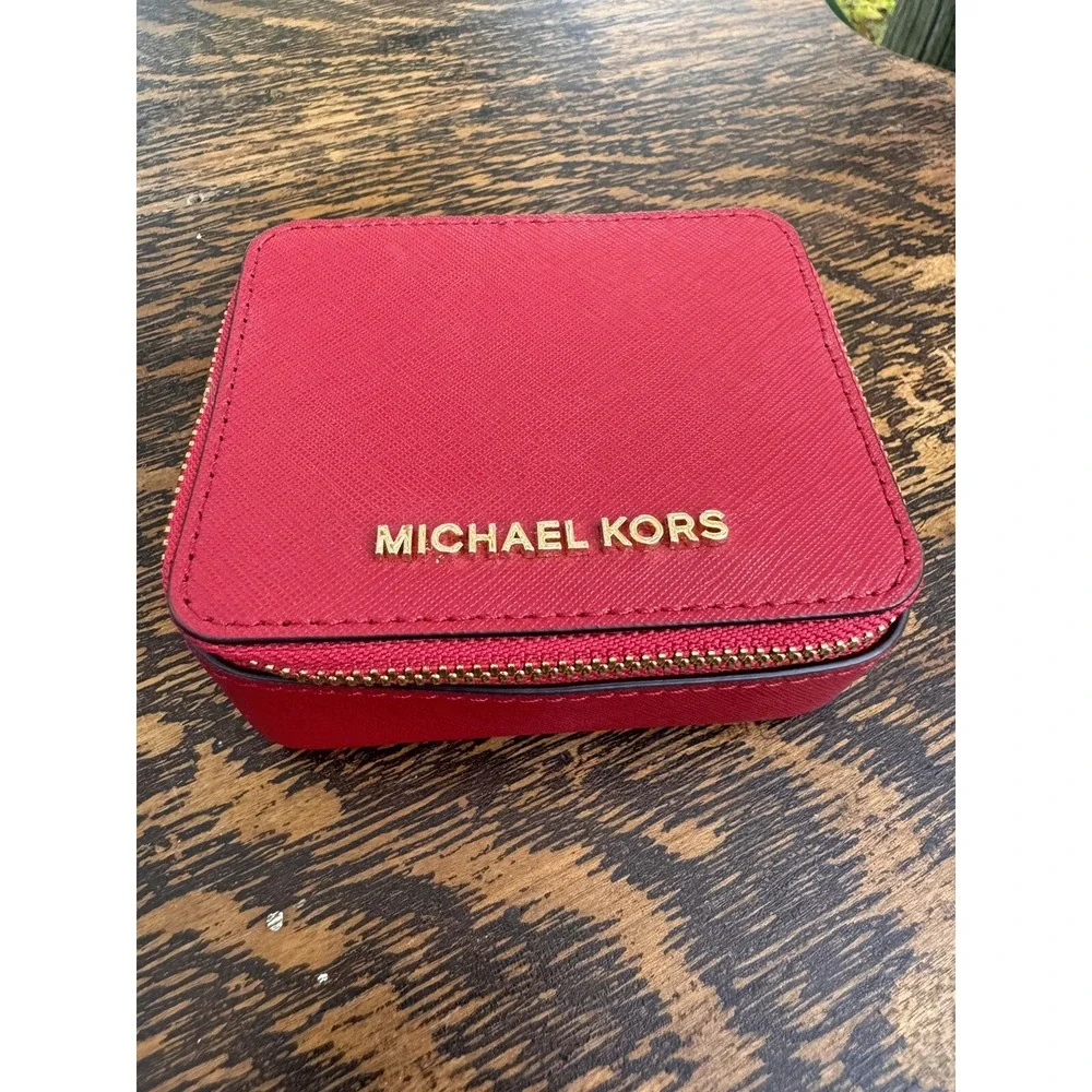 Michael Kors Pink Jewelry Box Case Travel Zippered XLNT Condition